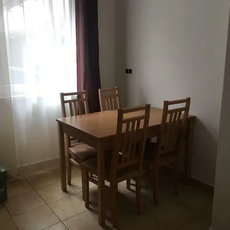 Anna Apartman